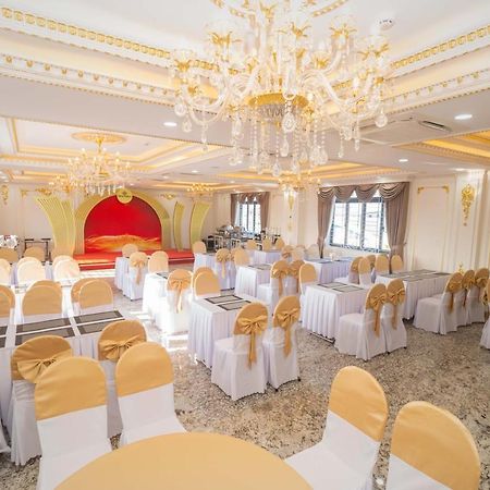 קוואנג נגאי New Palace Hotel מראה חיצוני תמונה